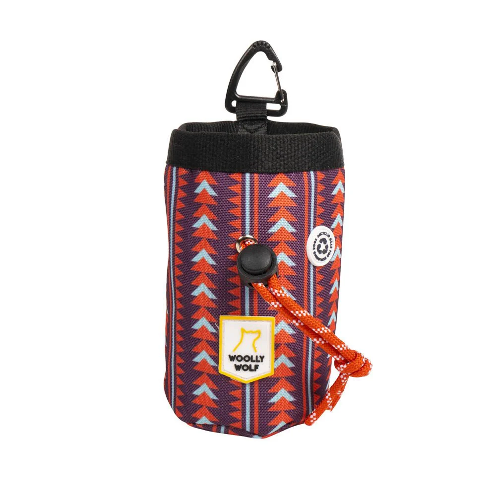 Torbica za poslastice Woolly wolf Polar night crvena
